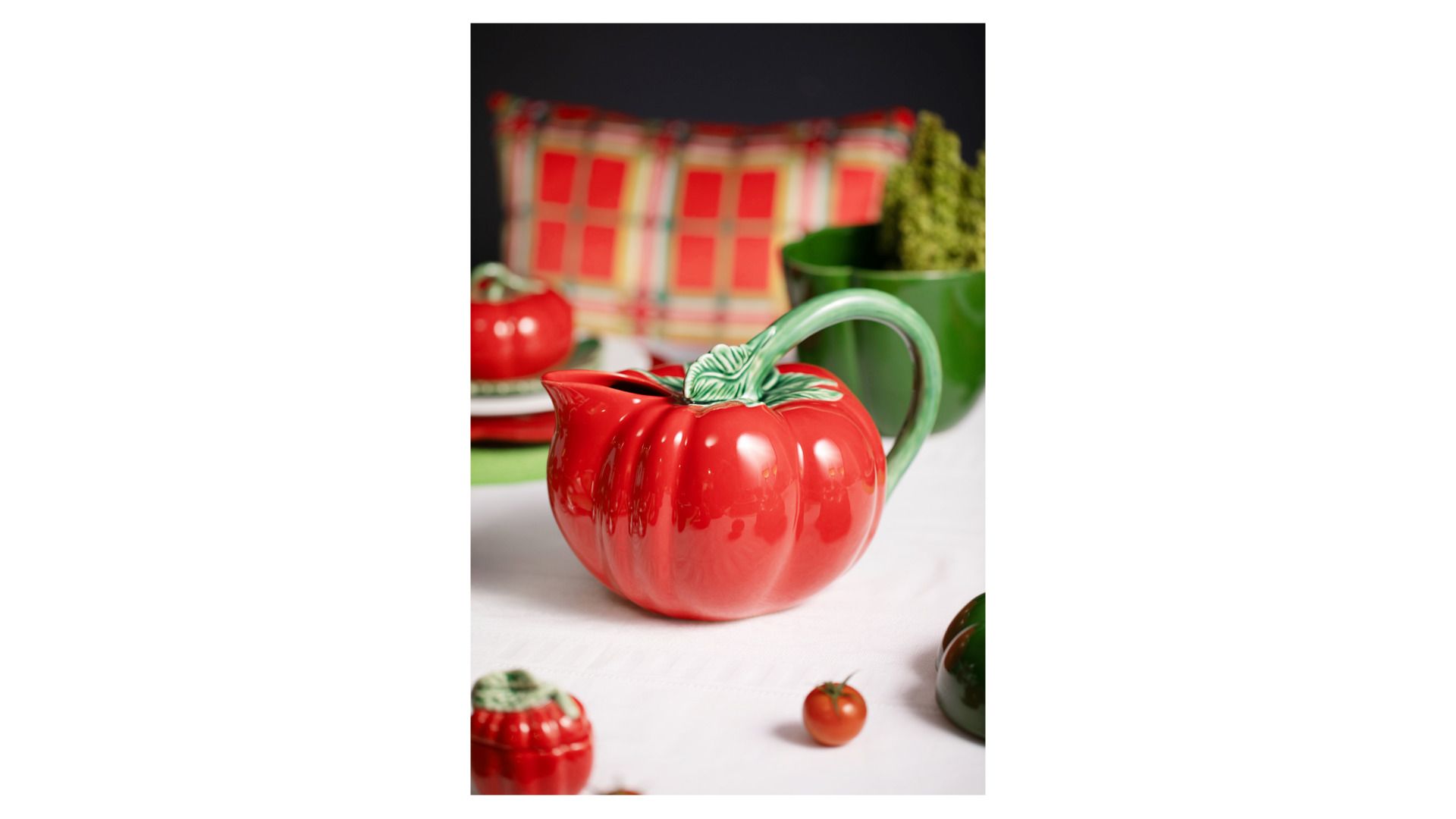 Кувшин Bordallo Pinheiro Tomato Pitcher 65026853