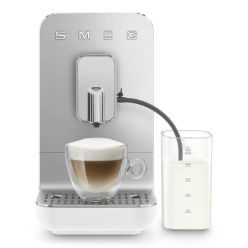 Кофемашина автоматическая Smeg Macchina da Caffè Automatica Bianco BCC13WHMEU