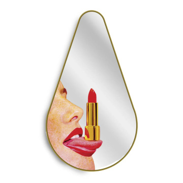 Зеркало Seletti Mirror Gold Frame Pear Tongue 17073