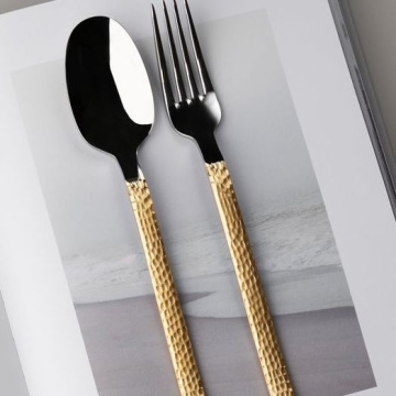 Набор столовых приборов Belo Inox Skin Gold on Handle Cutlery Set SKCO